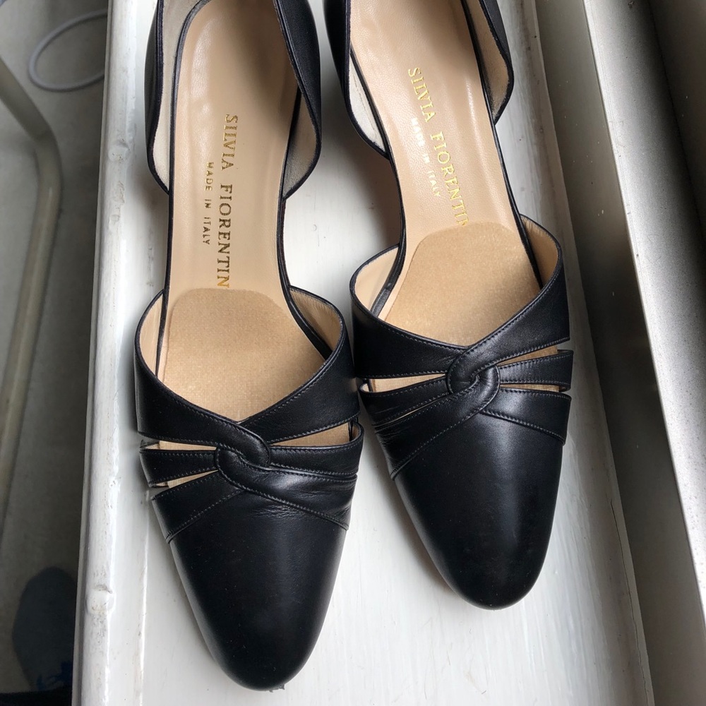 Authentic Italian shoes. I have bag too.